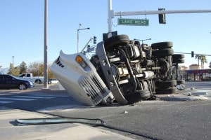 Benton-log-truck-crash